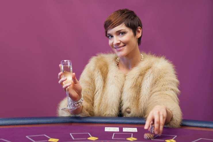 Live dealer operating roulette wheel in dewalive togel studio